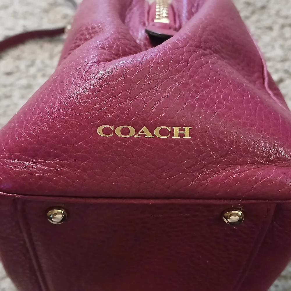 ❤️Coach Pebbled Leather Satchel Crossbody – Raspberry Red – Double Hangtags - Picture 5 of 9